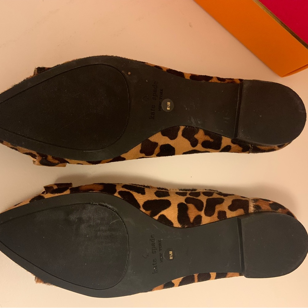 Never Worn!! Kate Spade Leopard Haircalf Flats size 8.5 - Picture 6 of 7